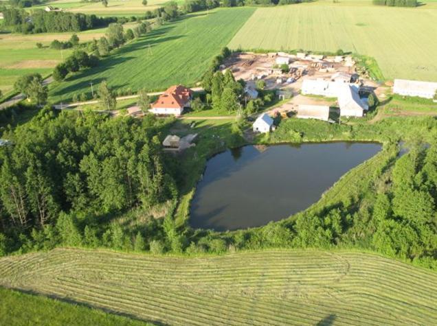 Pensjonat Dworek Baranowka Goniadz Exterior foto